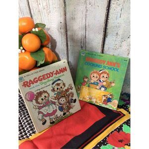 Vintage Bundle of 2 Raggedy Ann Story Books 1974/1971 🐇